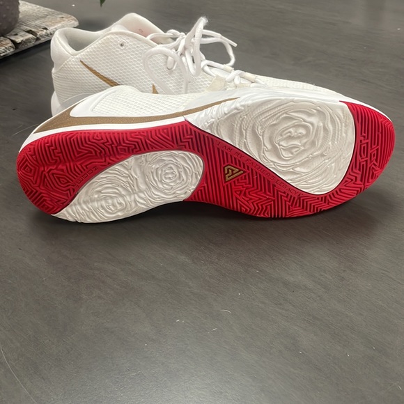 Zoom Freak 1 ‘Roses’ - Picture 5 of 6